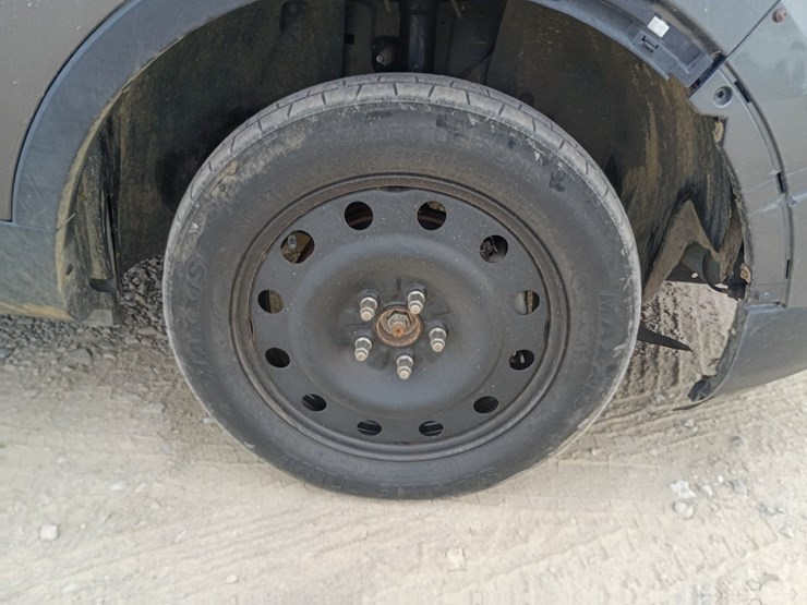 2013-ford-explorer-image-78