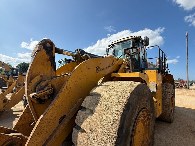 2017-caterpillar-988k-image-32