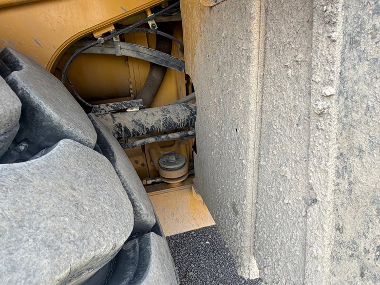 2018-caterpillar-980m-image-47