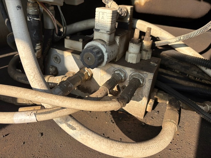 2005-roadtec-rp155-image-51
