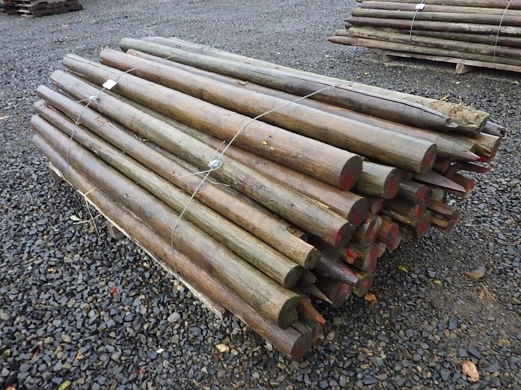 round-wooden-fence-posts-8'l-image-2