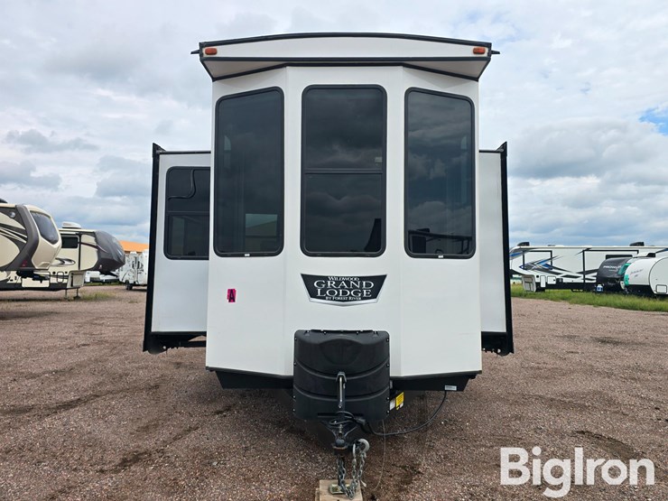 2022-forest-river-wildwood-grand-lodge-42fldl-t/a-destination-trailer-image-2