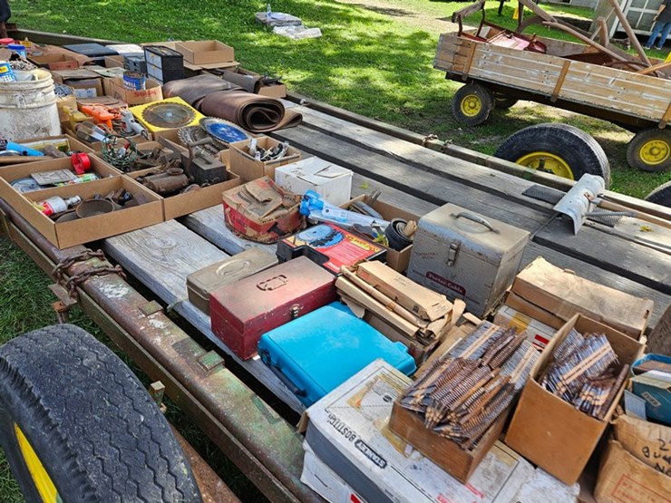 #8000-•-live-on-the-ground-only-items-image-7