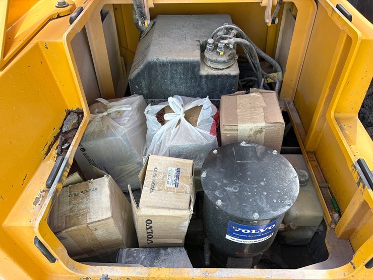 2019-volvo-ec480el-image-31