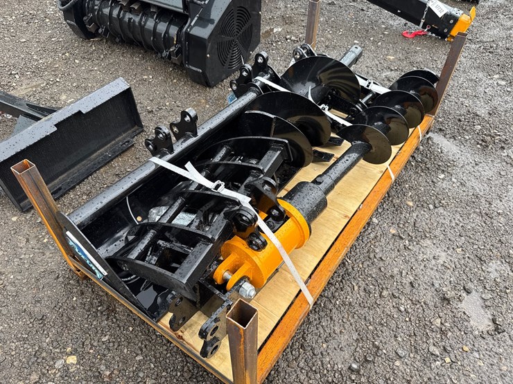 #6061-•-mini-excavator-attachment-package-image-2