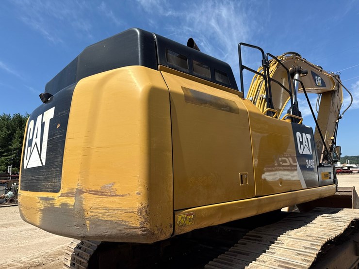 2012-caterpillar-c13-image-62
