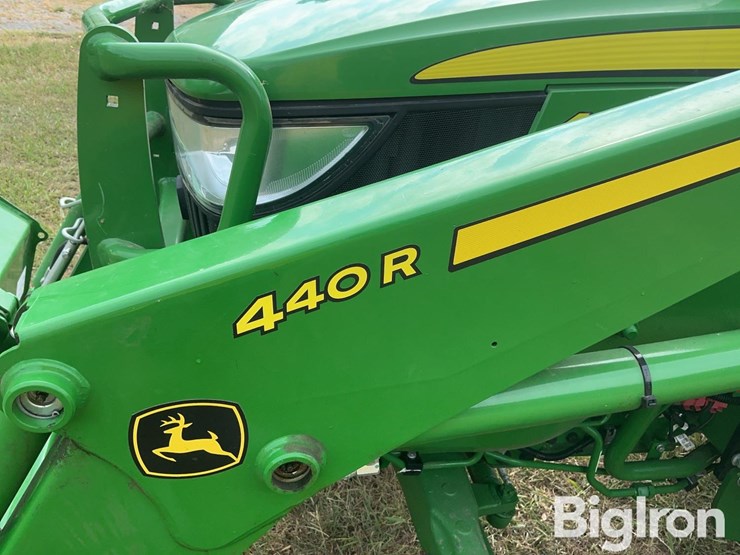 2022-john-deere-4044r-image-19