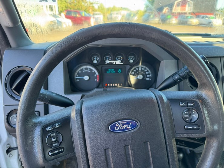 2015-ford-f350-image-38