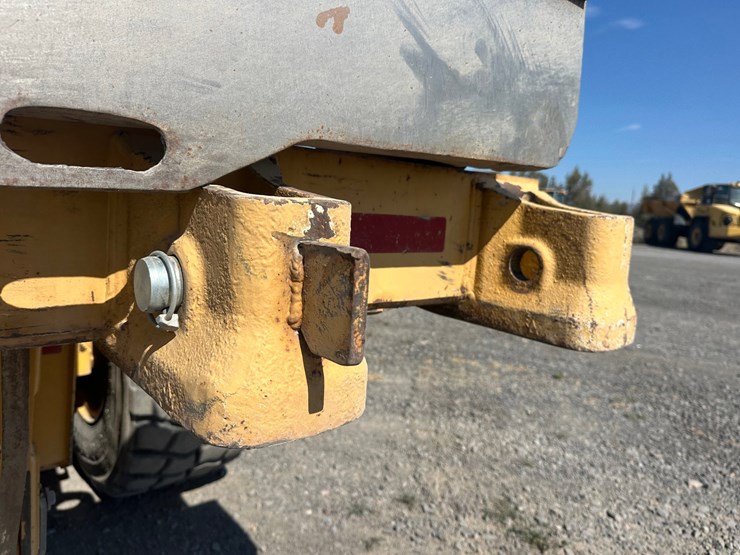 2013-deere-872gp-image-43