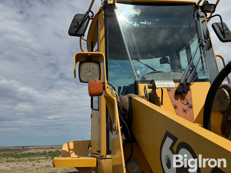 2001-deere-624h-image-10