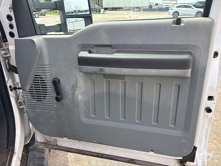ford-f550-image-30