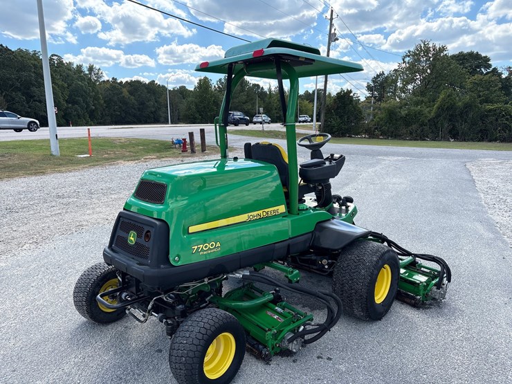 2015-john-deere-7700a-image-6