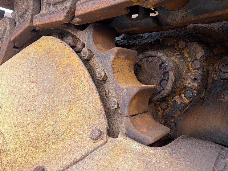 caterpillar-d9h-image-13