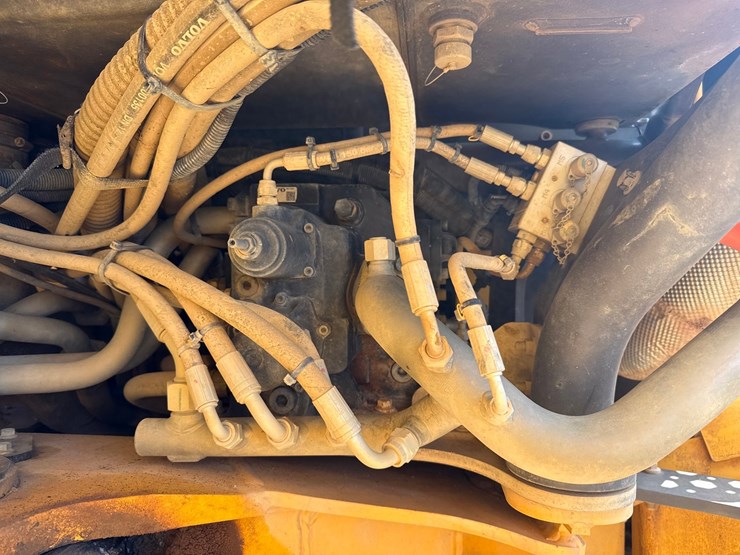 2020-volvo-a45g-image-93