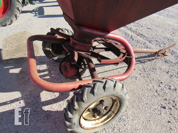 lely-broadcast-seeder-image-6