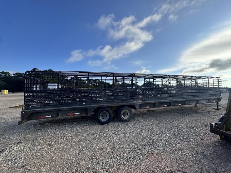 #8738-•-40'-shop-made-stock-trailer-image-11