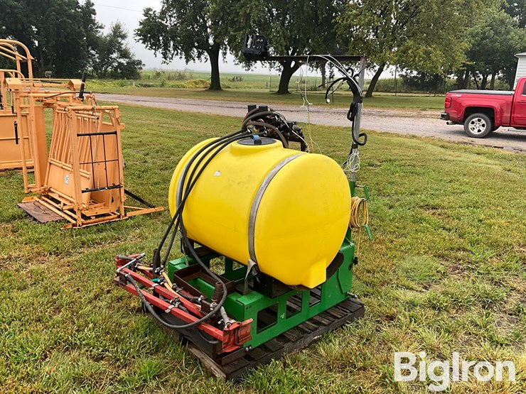 3-pt-mounted-sprayer-image-5