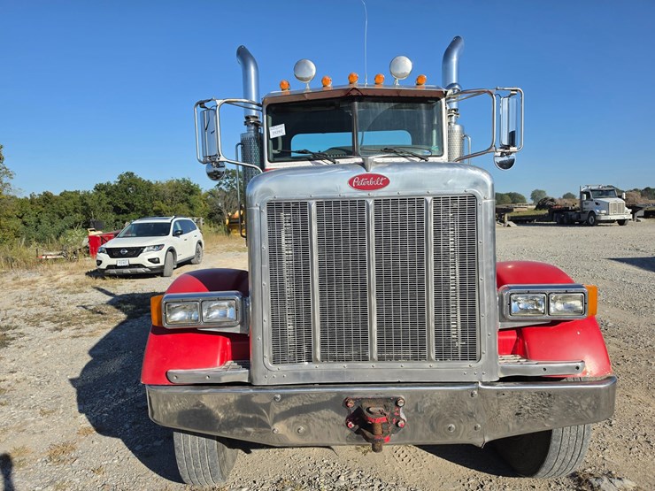2006-peterbilt-378-image-27