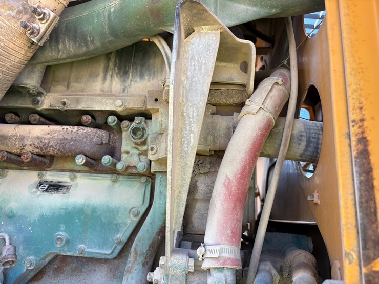 2004-volvo-l220e-image-47