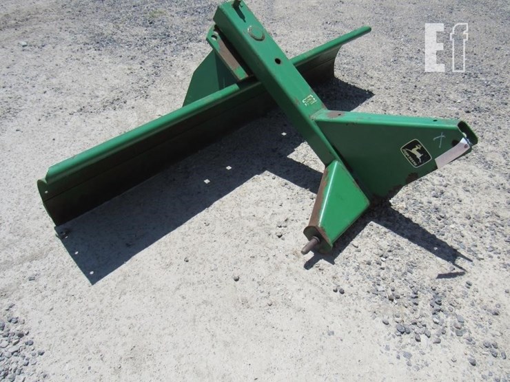 john-deere-7-image-1