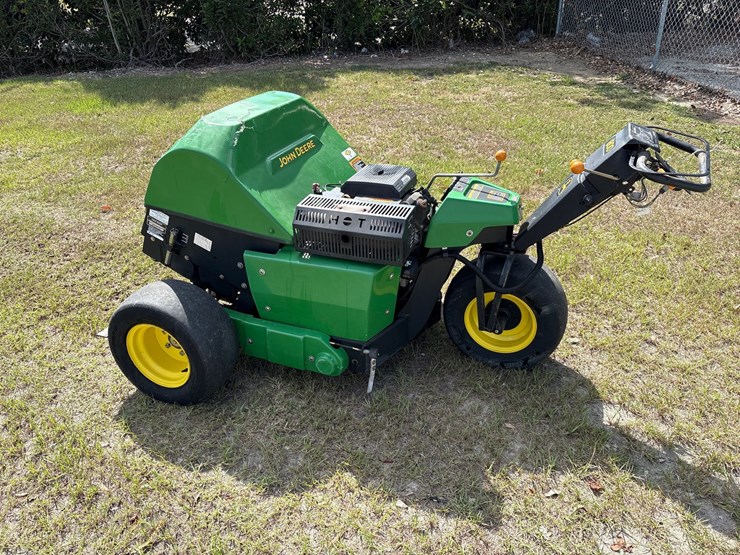 2006-john-deere-aerocore-800-image-2