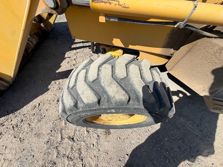 2007-deere-210le-image-39