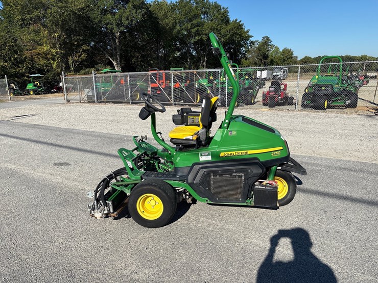 john-deere-2750-image-3