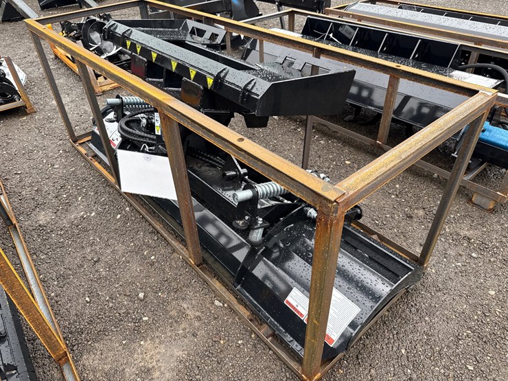 #6046-•-agt-84"-skid-steer-4-way-angle-blade-image-4