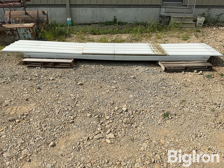 ribbed-metal-sheets-image-2