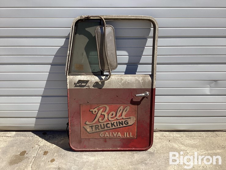 kenworth-top-handle-driver-side-door-image-2