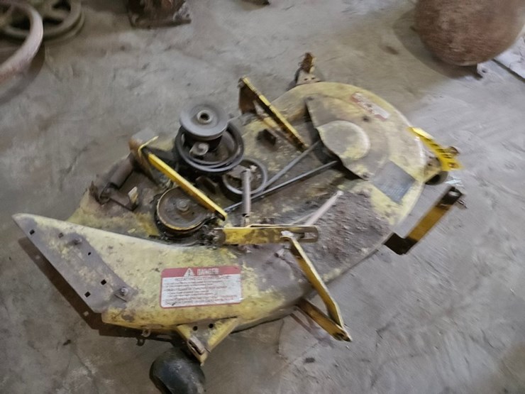 #8779-•-john-deere-mower-deck-image-6
