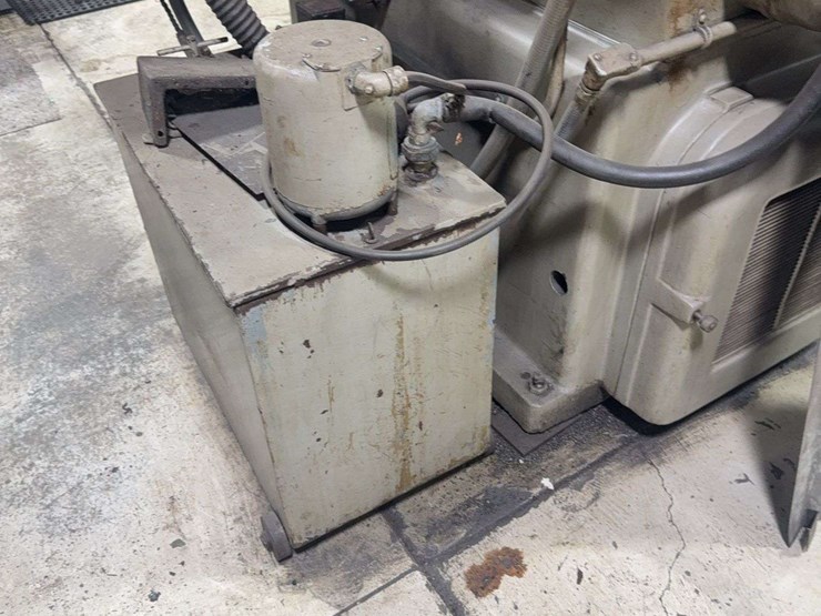 1973-grand-rapids-large-industrial-grinder-model:-360-s/n:-360282-image-16