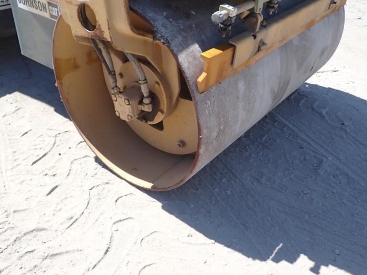 2002-caterpillar-cb-224d-image-6