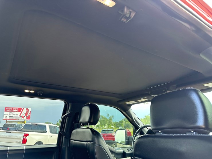 2019-ford-f150-lariat-image-24