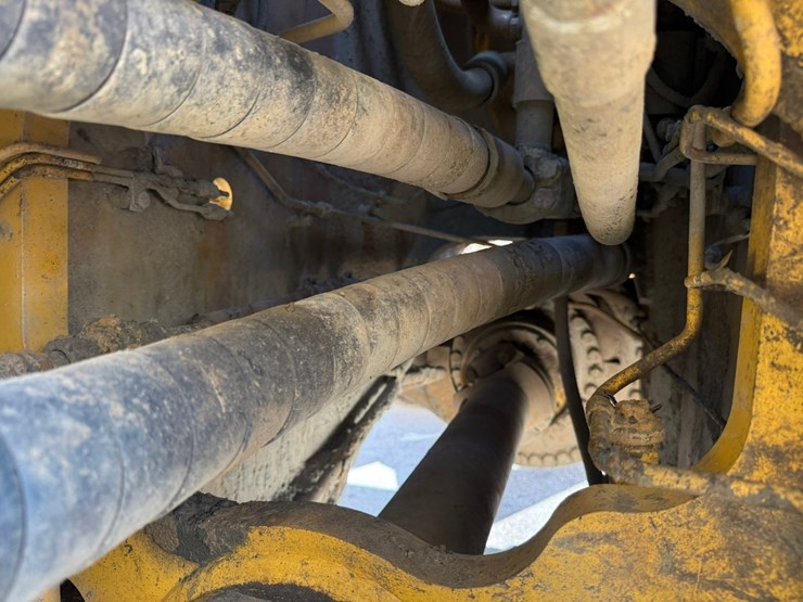 2017-caterpillar-988k-image-95