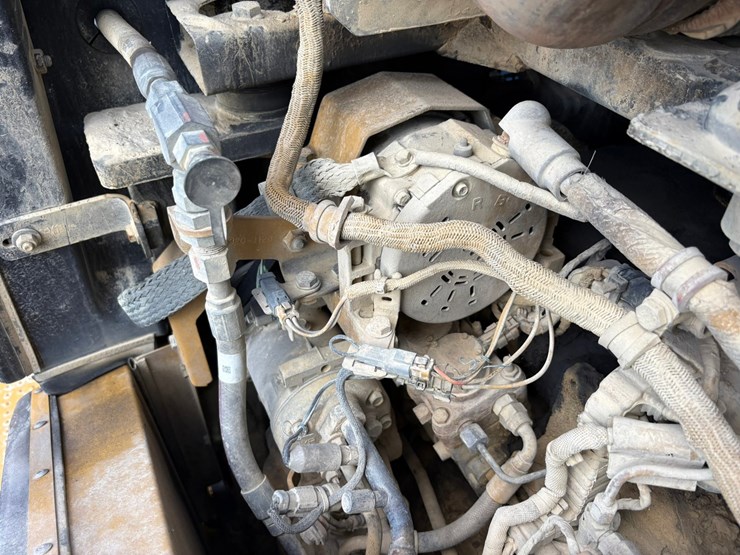 2014-caterpillar-972k-image-64