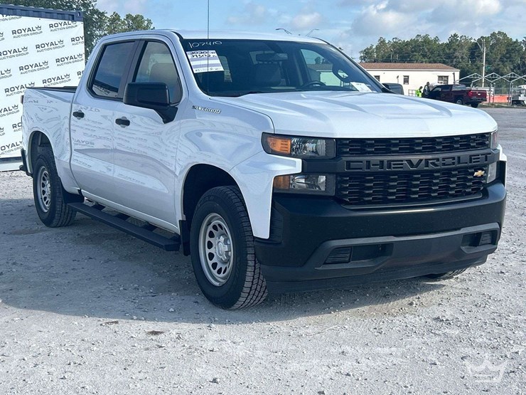 2020-chevrolet-silverado-1500-image-4