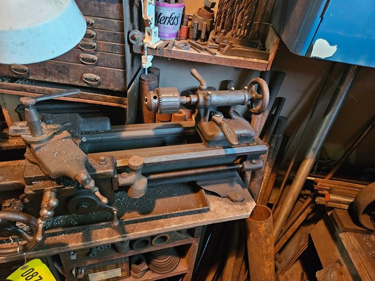 #8709-•-antique-lathe-image-10