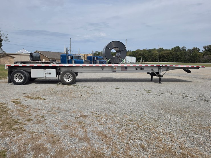 2022-fontaine-flat-bed-trailer-image-15