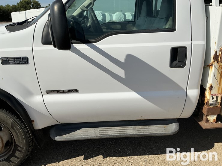 2001-ford-f550-image-15
