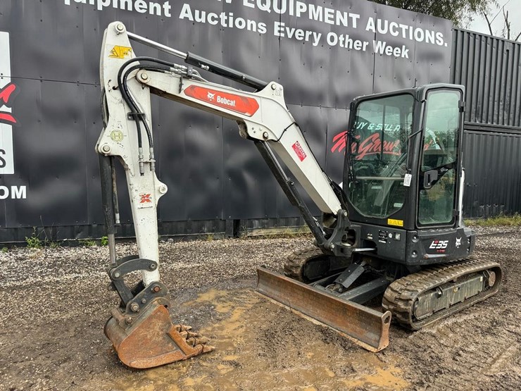 2023-bobcat-e35i-image-2