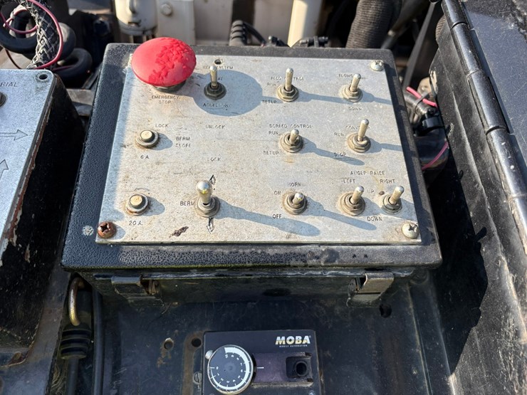 2005-roadtec-rp155-image-39