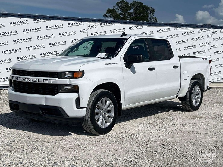 2022-chevrolet-silverado-1500-image-1