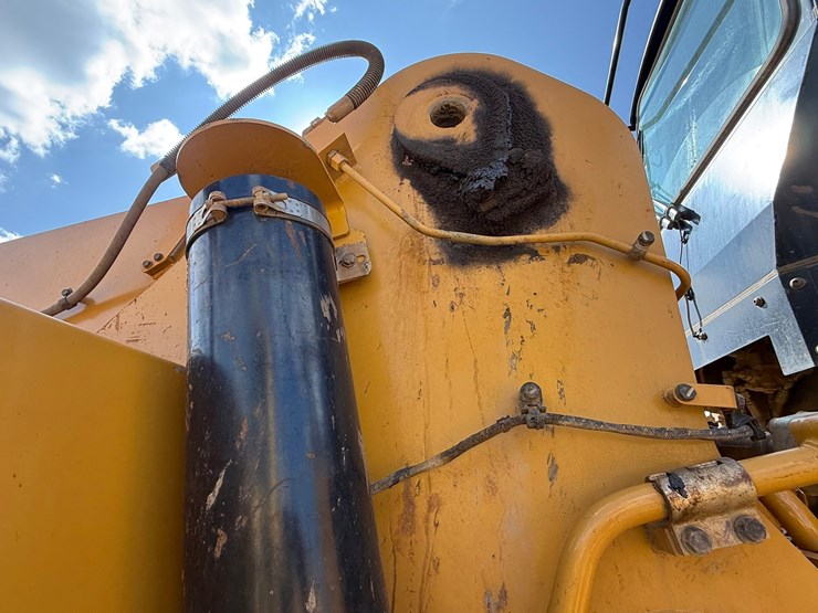 2017-caterpillar-988k-image-35