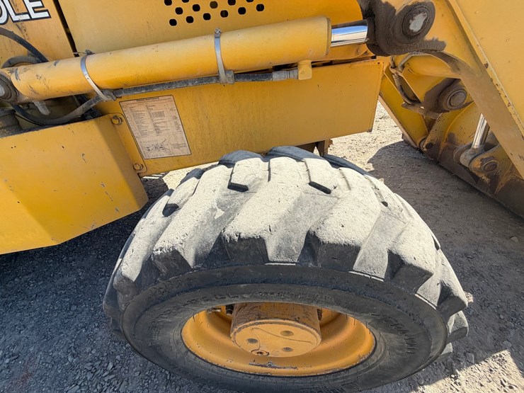 2007-deere-210le-image-41