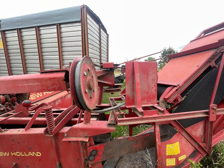 new-holland-273-image-13