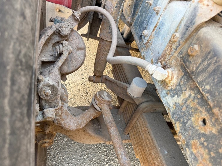 1992-mack-rb688s-image-22