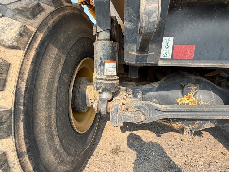 2018-komatsu-hm400-5-image-52