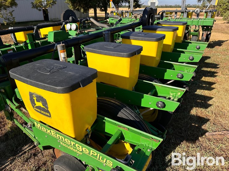john-deere-1770-image-12