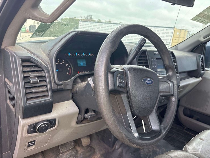 2016-ford-f150-image-9